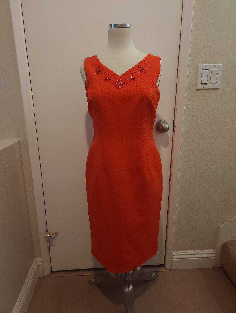 Sleeveless Orange V-Neck Sheath Dress